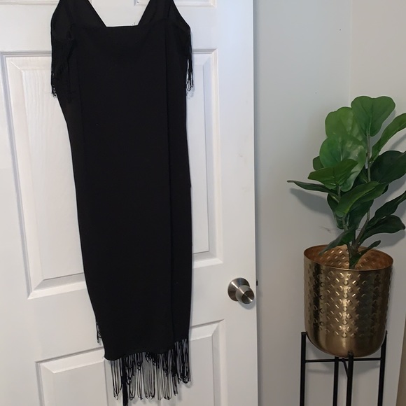 Fringe bodycon dress - Picture 4 of 4